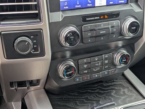 Used 2019 Ford F150 Platinum AWD/4WD image 26