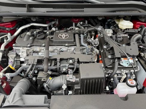 Used 2025 Toyota Corolla LE w/ LE Premium Package FWD image 31