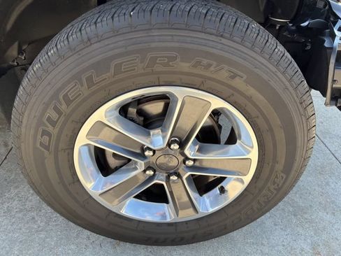 Used 2022 Jeep Wrangler Unlimited Sahara AWD/4WD image 8