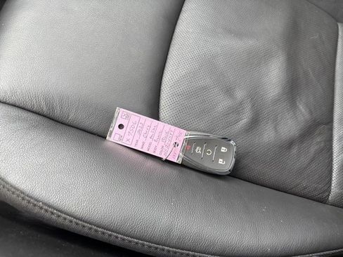 Used 2022 Chevrolet Malibu Premier image 27