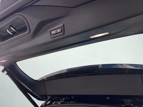 Used 2023 BMW X5 xDrive40i w/ Premium Package image 25