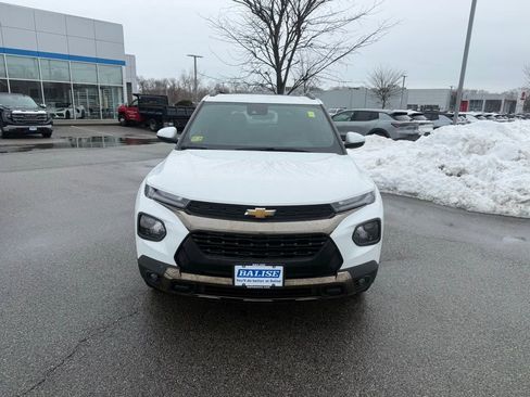 Used 2023 Chevrolet TrailBlazer ACTIV w/ Sun and Liftgate Package image 3