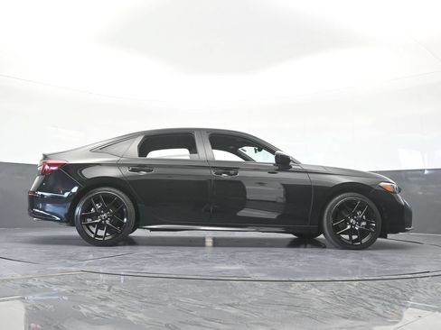Used 2025 Honda Civic Sport image 64