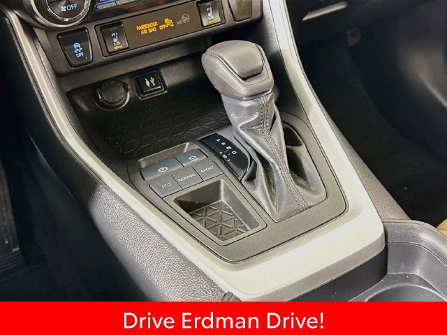 Certified 2019 Toyota RAV4 XLE w/ Convenience Package FWD image 19