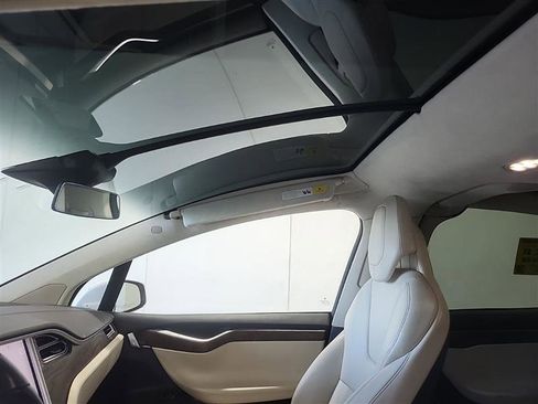 Used 2017 Tesla Model X 100D AWD/4WD image 10
