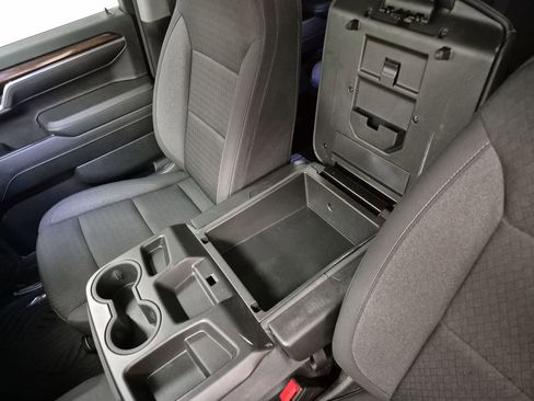 Used 2024 Chevrolet Silverado 1500 LT image 36