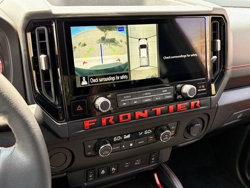 Used 2025 Nissan Frontier Pro-X w/ Pro Premium Package RWD image 17
