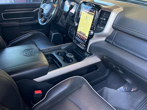 Used 2020 RAM 3500 Laramie AWD/4WD image 15