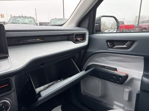 Certified 2023 Ford Maverick XLT image 39