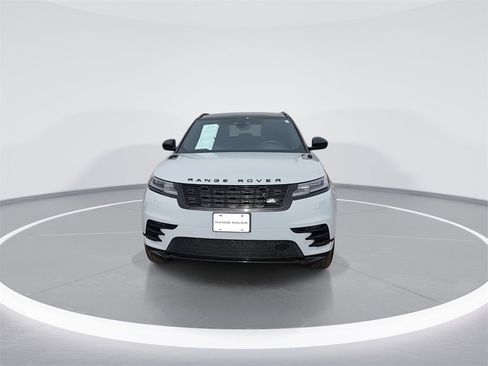 Used 2024 Land Rover Range Rover Velar Dynamic SE image 3