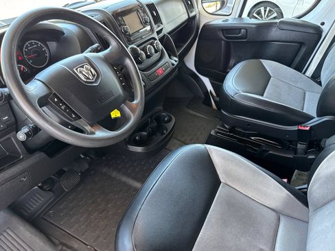 Used 2021 RAM ProMaster 2500 FWD image 5