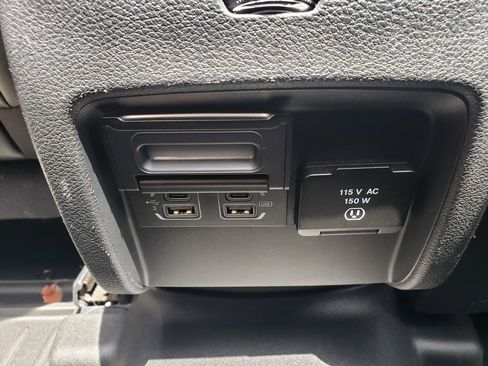 Used 2020 Jeep Cherokee Limited w/ Advanced Safety Group AWD/4WD image 13