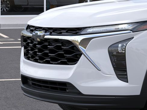 New 2026 Chevrolet Trax LS FWD image 13