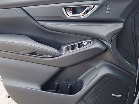 New 2026 Subaru Ascent Limited AWD/4WD image 17