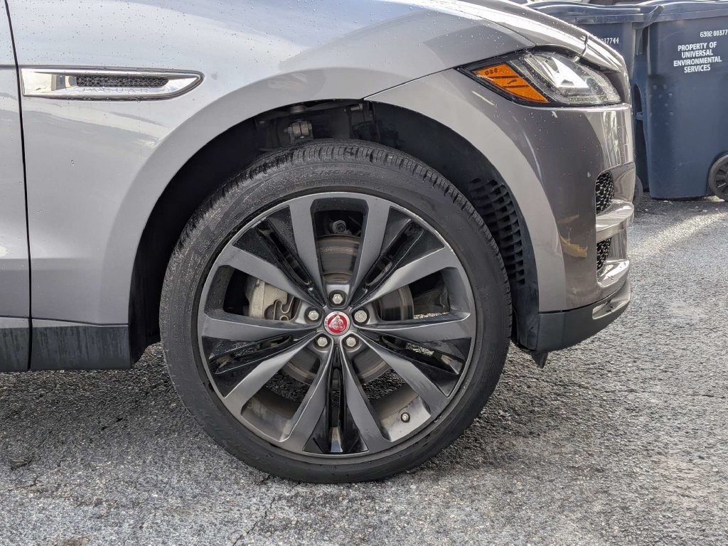 Used 2020 Jaguar F-PACE Portfolio AWD/4WD image 12