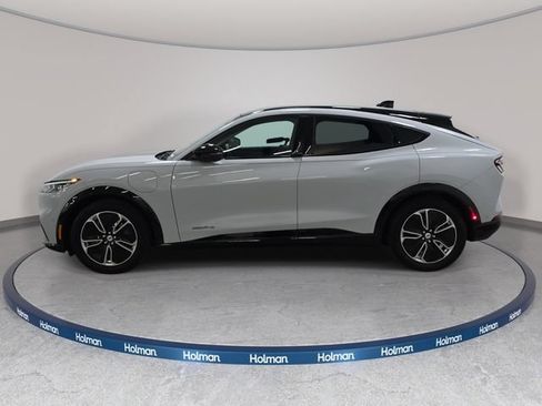 Certified 2023 Ford Mustang Mach-E Premium AWD/4WD image 8