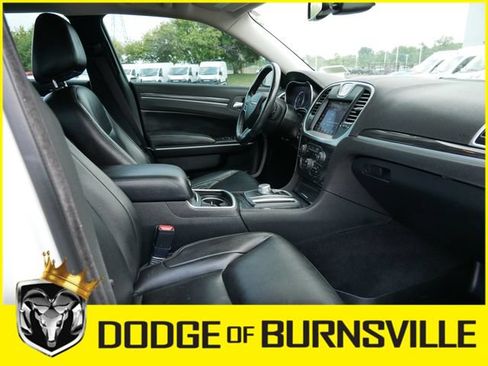 Used 2021 Chrysler 300 Touring L AWD/4WD image 16