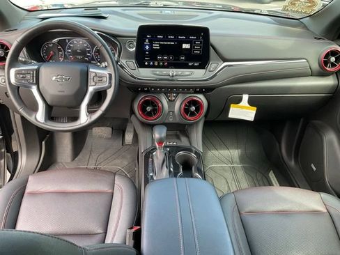 Used 2024 Chevrolet Blazer RS w/ LPO, Floor Liner Package FWD image 4