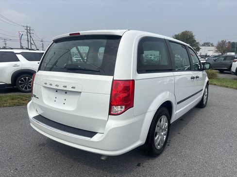 Used 2016 Dodge Grand Caravan American Value Package FWD image 5