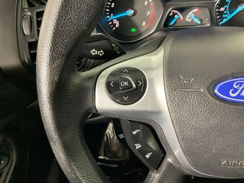 Used 2016 Ford Escape SE w/ Equipment Group 201A FWD image 22