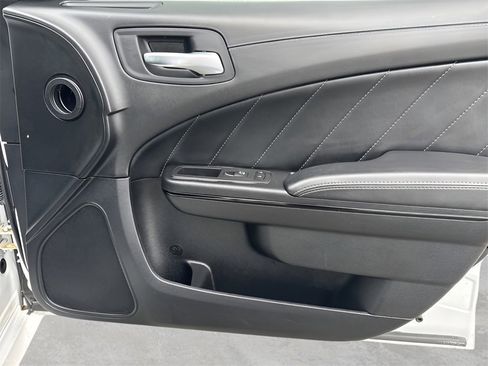 Used 2022 Dodge Charger R/T w/ Plus Group image 9