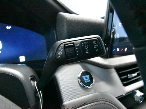 New 2026 Ford Explorer Active w/ Active Comfort Package image 13