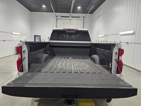 Used 2020 Chevrolet Silverado 2500 LT w/ Convenience Package image 14