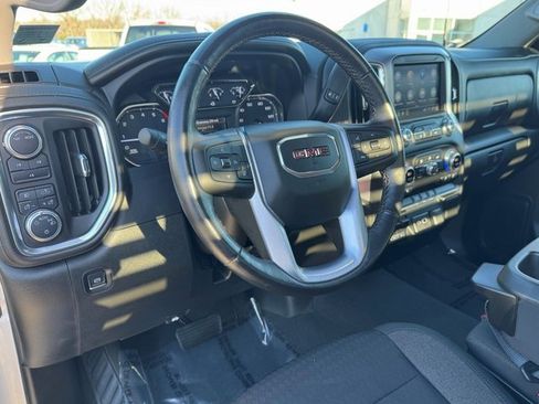 Used 2022 GMC Sierra 3500 SLE w/ SLE Convenience Package image 15