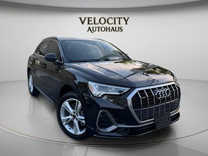 Used 2023 Audi Q3 2.0T Premium w/ 19" Wheel Package