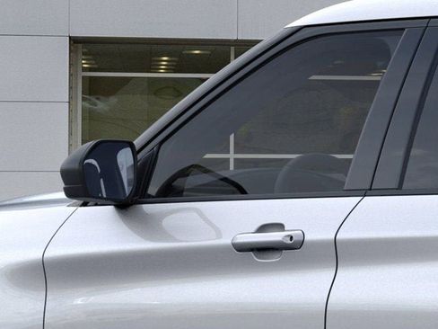 New 2025 Ford Explorer Active image 20