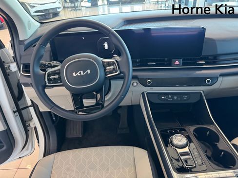 New 2026 Kia Carnival SX image 14