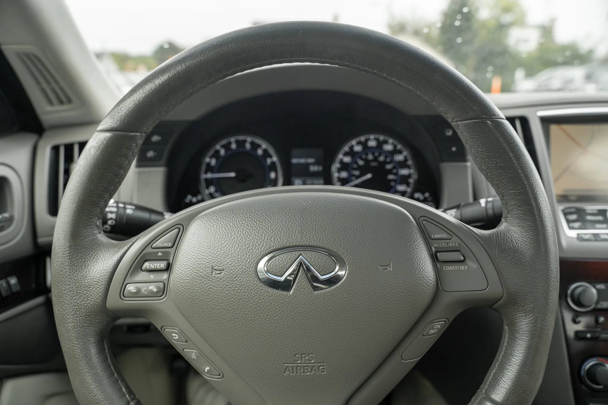 Used 2012 INFINITI G37 Convertible w/ Premium Pkg RWD image 15