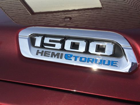 Used 2021 RAM 1500 Limited image 9