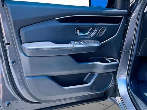 Used 2025 Honda Pilot EX-L image 21