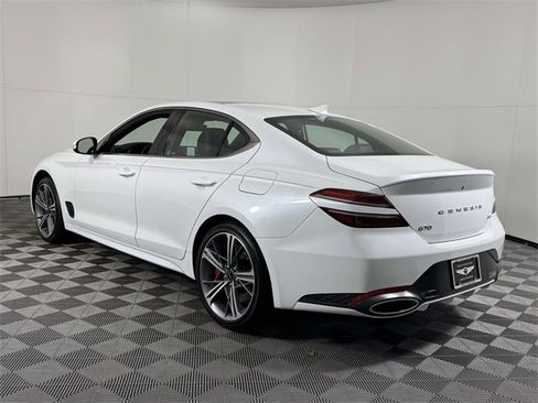 Used 2025 Genesis G70 2.5T w/ Sport Prestige Package image 8