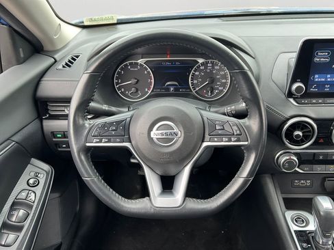 Used 2022 Nissan Sentra SV image 17