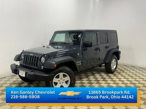 Used 2018 Jeep Wrangler Unlimited Sport S AWD/4WD image 1