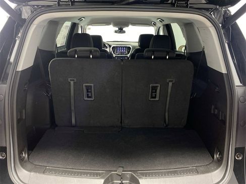 Used 2023 GMC Acadia SLE w/ Driver Convenience Package image 23