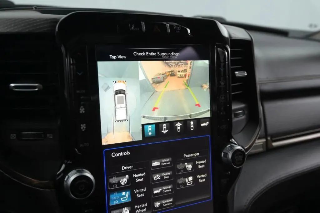 Used 2019 RAM 1500 Limited AWD/4WD image 37