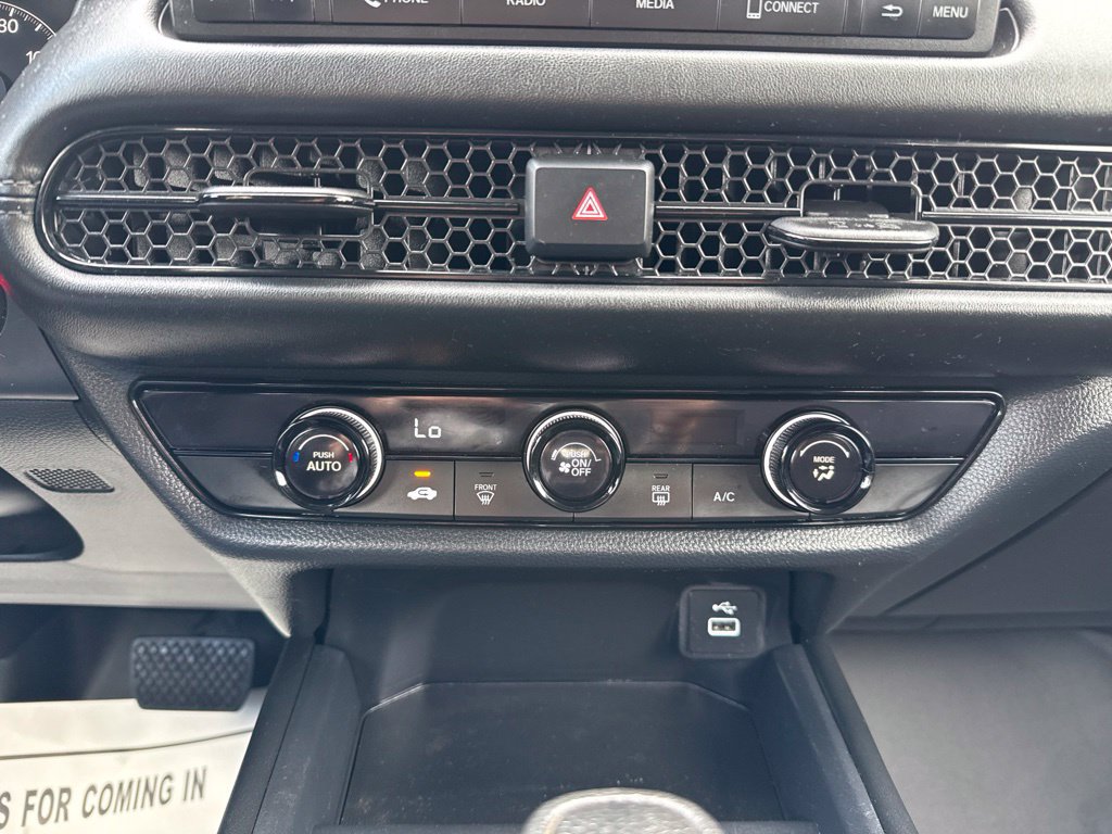 Used 2023 Honda HR-V LX image 30