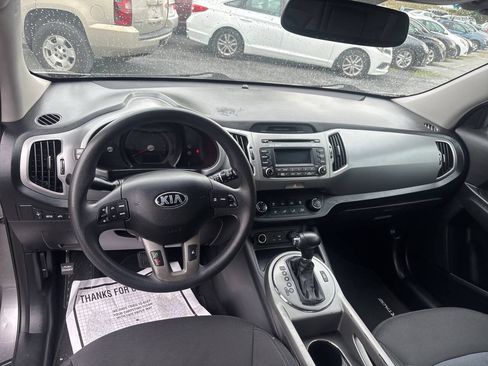 Used 2016 Kia Sportage LX AWD/4WD image 18