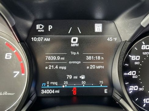 Used 2022 Alfa Romeo Stelvio Veloce image 18