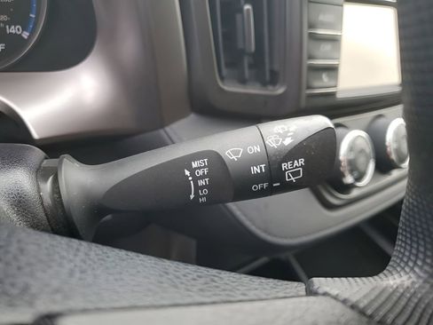 Used 2017 Toyota RAV4 LE image 34