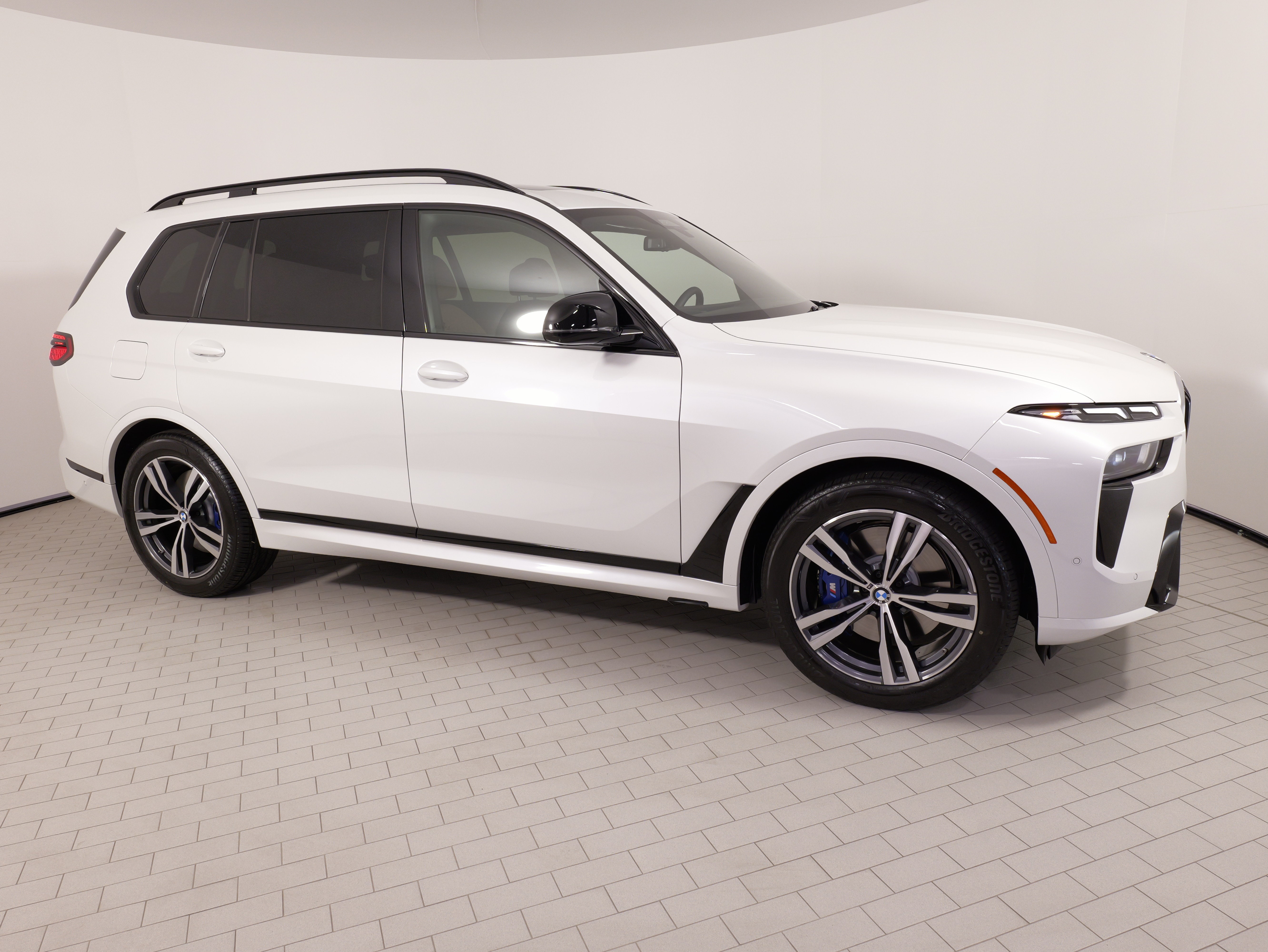 Used 2026 BMW X7 M60i AWD/4WD image 7