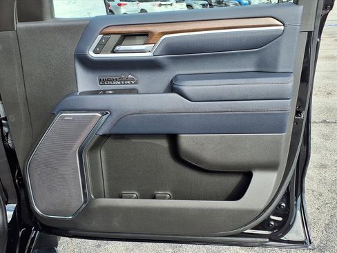 Used 2022 Chevrolet Silverado 1500 High Country w/ Max Trailering Package image 15