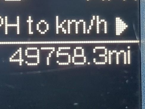 Used 2024 RAM 1500 Classic SLT image 32