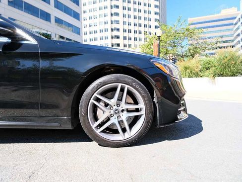 Used 2019 Mercedes-Benz S 560 4MATIC Sedan image 15