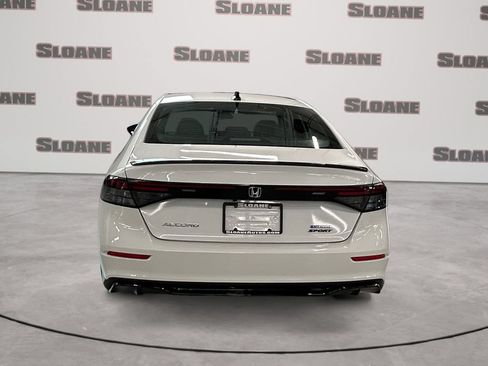 Used 2025 Honda Accord Sport image 4