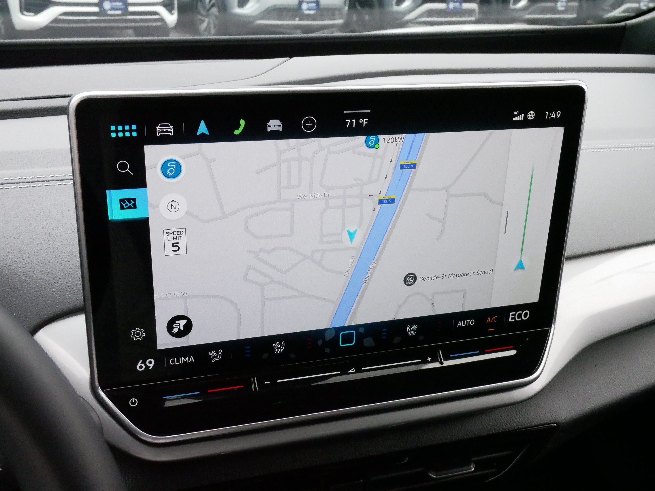 Certified 2025 Volkswagen ID.4 Pro S Plus AWD/4WD image 30