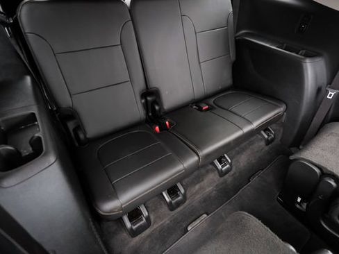 Used 2020 Chevrolet Traverse RS FWD image 73